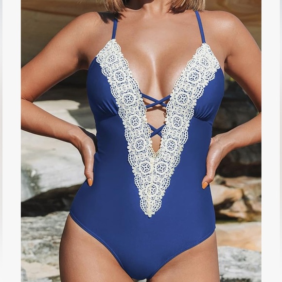 CUPSHE Swimsuit One Piece Boho Plunge-Neck Lace - Picture 13 of 16